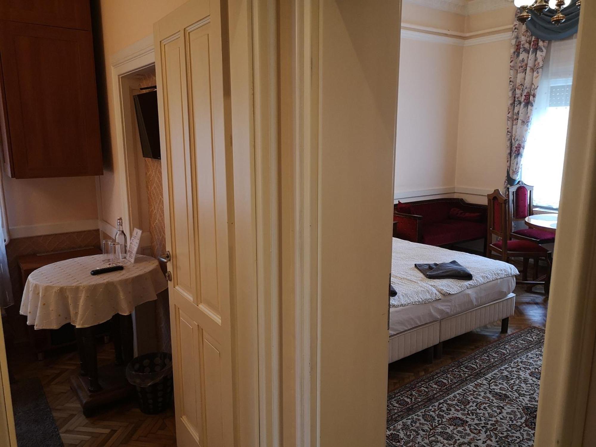 Kikelet Villa Dunakeszi Habitación foto